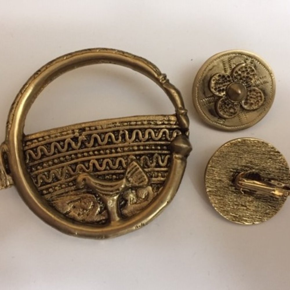 Pin & Earring Set. Burnished gold clip earrings